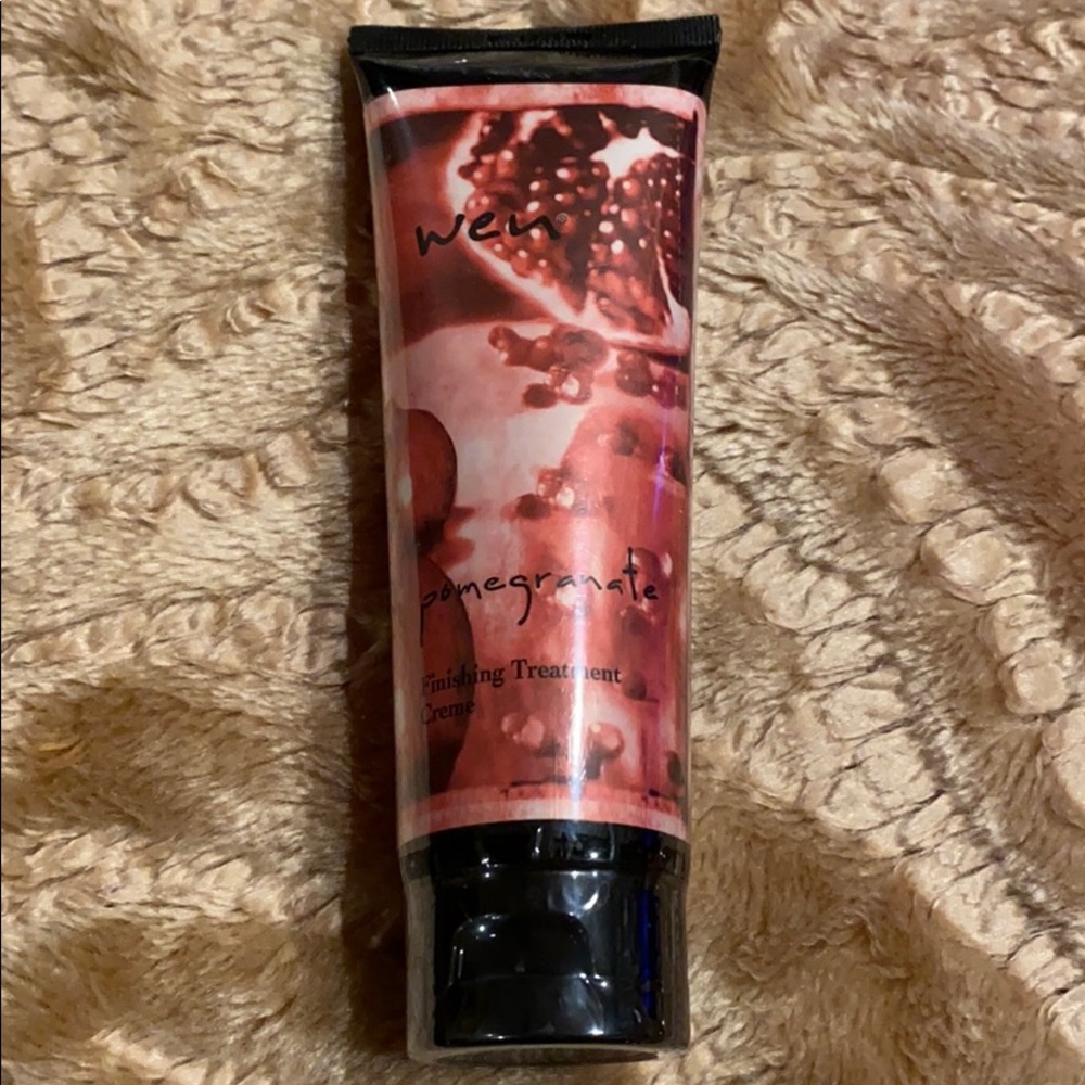 ~Wen~Pomegranate Finishing Treatment Creme